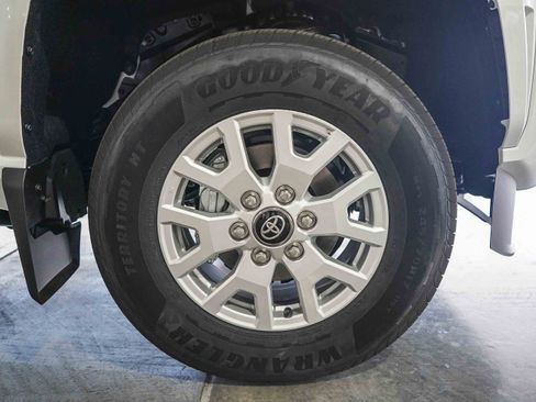 New 2026 Toyota Tacoma SR5 RWD image 10