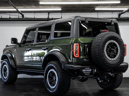 Used 2022 Ford Bronco Badlands AWD/4WD image 3