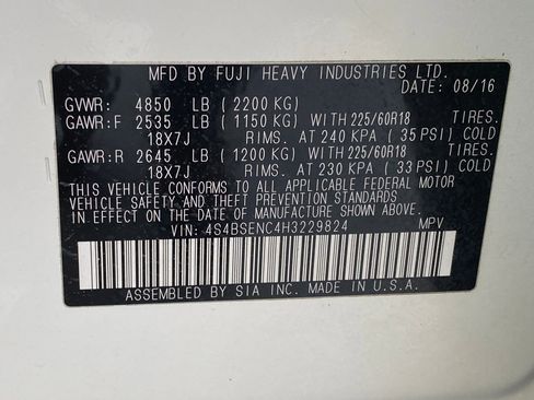 Used 2017 Subaru Outback 3.6R Limited image 22