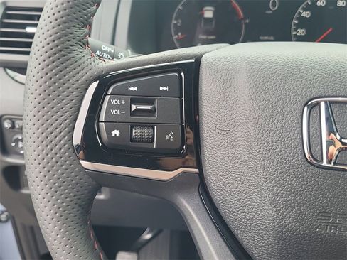 New 2026 Honda Ridgeline Black Edition image 11