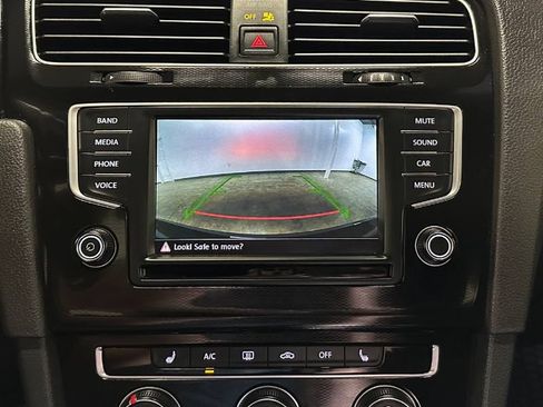Used 2016 Volkswagen GTI SE FWD image 30