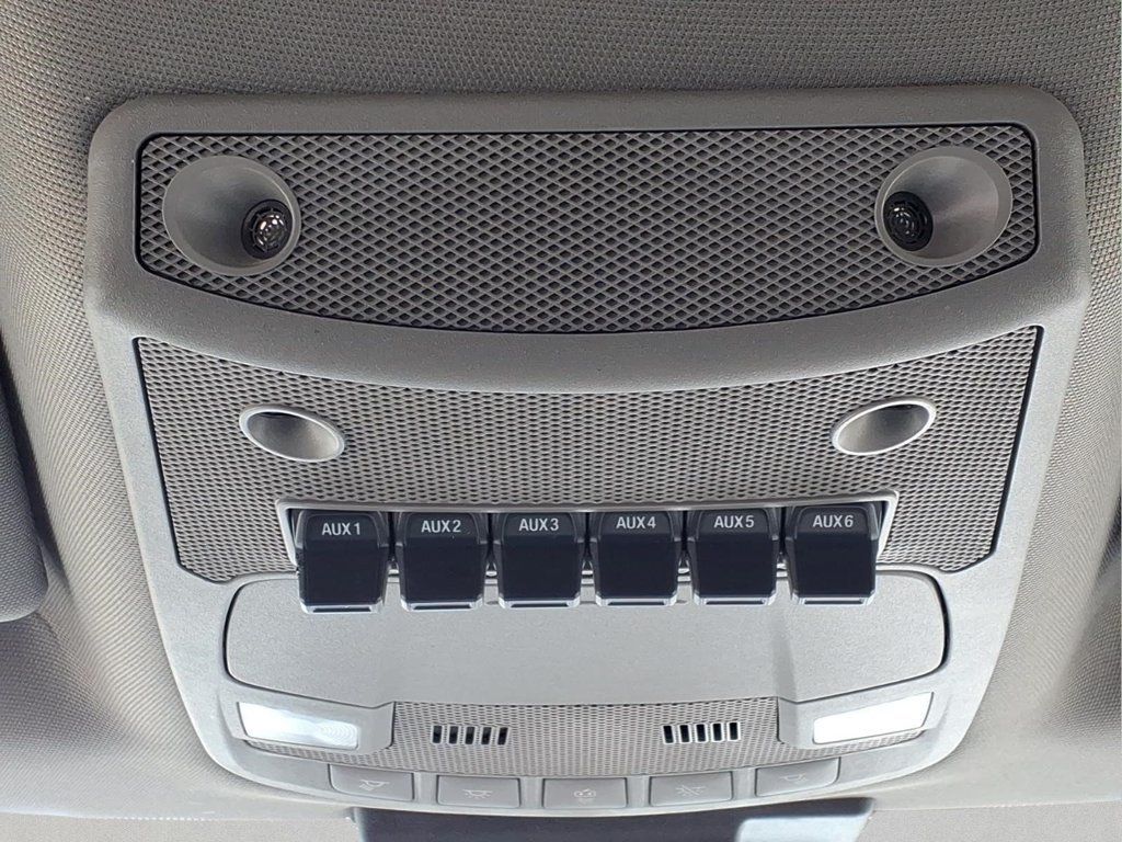 Used 2021 Ford F350 XLT w/ XLT Value Package RWD image 22