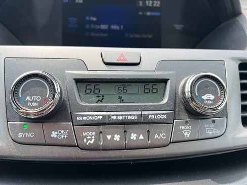 Used 2016 Honda Odyssey SE image 31