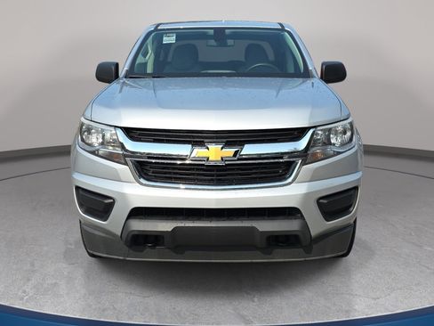Used 2020 Chevrolet Colorado W/T w/ WT Convenience Package AWD/4WD image 2
