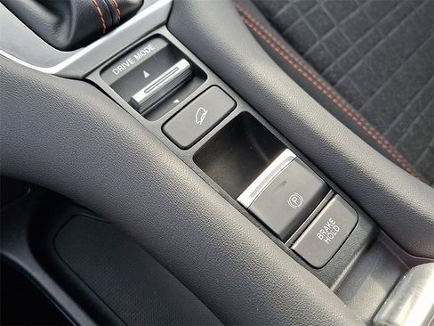 Used 2024 Honda HR-V Sport image 25