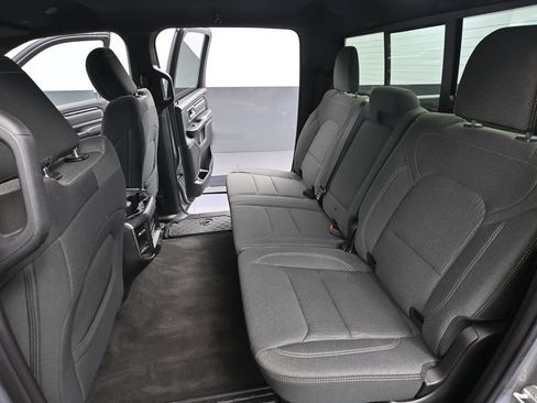 Used 2021 RAM 1500 Big Horn AWD/4WD image 42