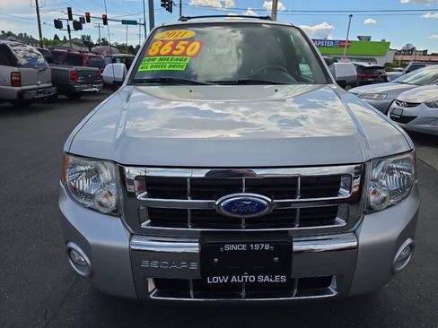 Used 2011 Ford Escape Limited w/ 302A Rapid Spec Order Code AWD/4WD image 2