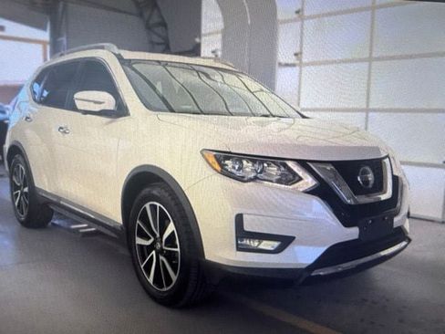 Used 2020 Nissan Rogue SL w/ Premium Package FWD image 16