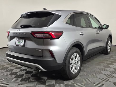 Used 2024 Ford Escape Active AWD/4WD image 7