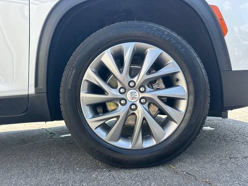 Used 2025 Buick Enclave Preferred w/ Power Package FWD image 13