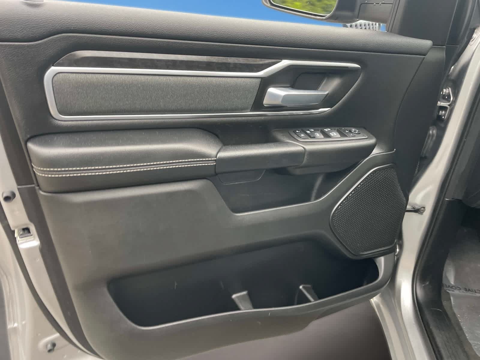 Used 2022 RAM 1500 Big Horn AWD/4WD image 20