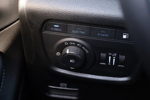 Used 2024 Jeep Grand Cherokee Limited 4xe AWD/4WD image 23