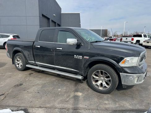 Used 2017 RAM 1500 Limited image 1