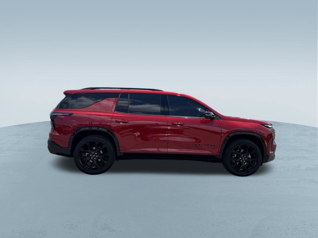 Used 2025 Chevrolet Traverse RS AWD/4WD image 9