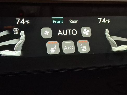 Certified 2026 Genesis GV70 2.5T image 24