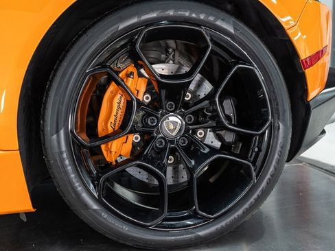 Used 2017 Lamborghini Huracan LP 610-4 AWD/4WD image 75