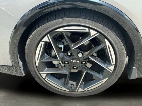 Used 2025 Kia K4 GT-Line w/ GT-Line Sunroof Package FWD image 38