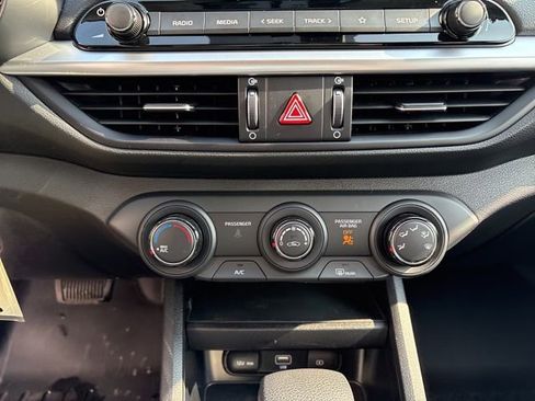 Certified 2024 Kia Forte LXS w/ LXS Technology Package image 25