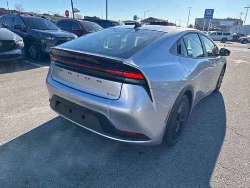 New 2026 Toyota Prius LE FWD image 7