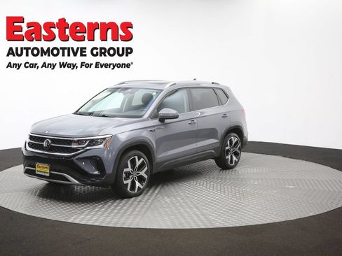 Used 2023 Volkswagen Taos SEL AWD/4WD image 55
