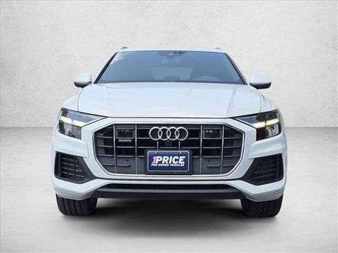 Used 2020 Audi Q8 Premium Plus w/ Premium Plus Package AWD/4WD image 2