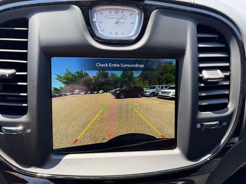 Used 2023 Chrysler 300 C RWD image 25