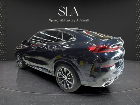 Used 2025 BMW X6 xDrive40i w/ Climate Comfort Package AWD/4WD image 8