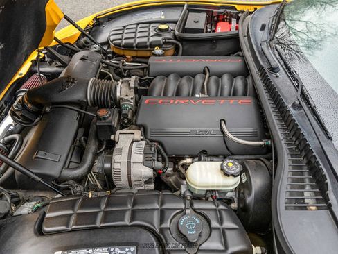 Used 2001 Chevrolet Corvette Convertible w/ Preferred Equipment Group2 image 25