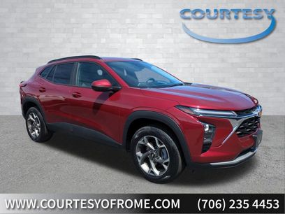 Used 2025 Chevrolet Trax LT