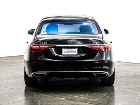 New 2026 Mercedes-Benz S 580 4MATIC Sedan image 3