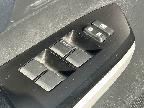 Used 2019 Toyota Tundra SR5 w/ SR5 Upgrade Package RWD image 25