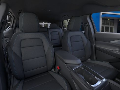 New 2026 Chevrolet Equinox EV LT w/ Comfort Package FWD image 24