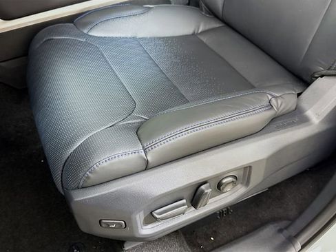 New 2026 Toyota Tundra Limited AWD/4WD image 16