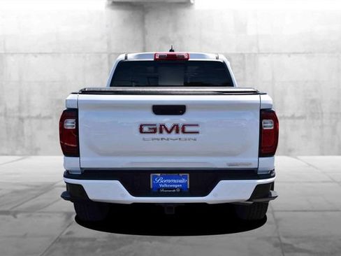 Used 2024 GMC Canyon Elevation w/ Elevation Premium Package AWD/4WD image 6