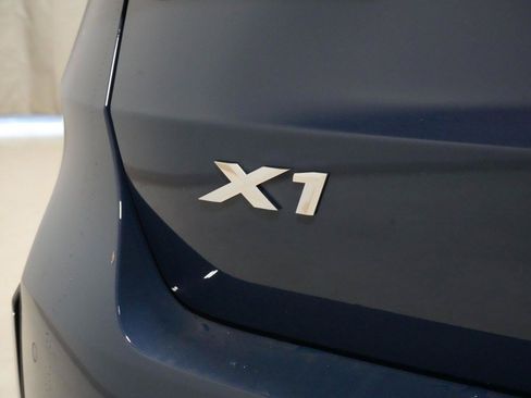 New 2027 BMW X1 xDrive28i AWD/4WD image 22