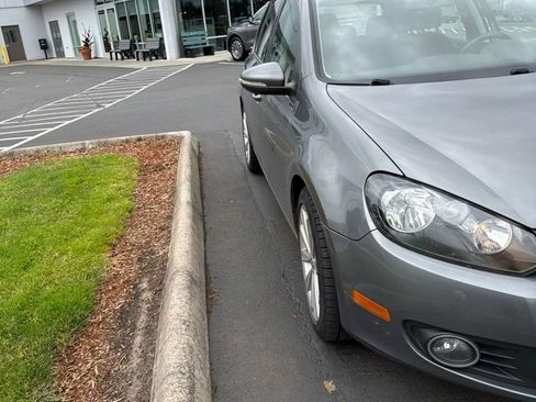 Used 2014 Volkswagen Golf TDI FWD image 8