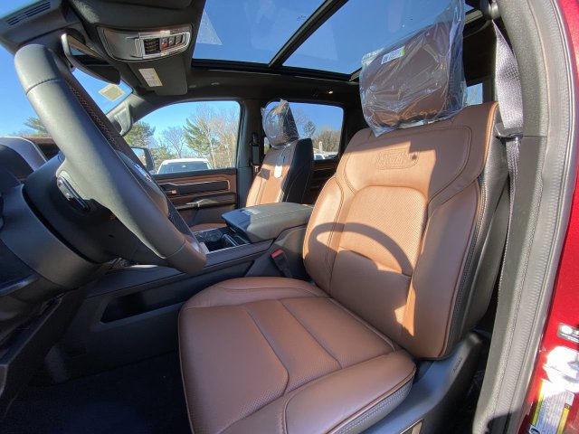 Used 2023 RAM 1500 Limited AWD/4WD image 11