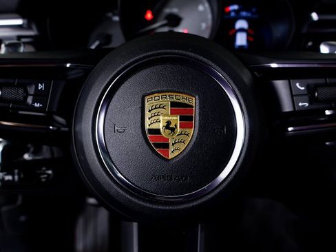 Certified 2023 Porsche Macan S image 23