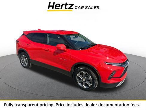 Used 2026 Chevrolet Blazer LT AWD/4WD image 1