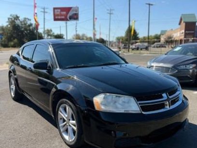 Used 2011 Dodge Avenger Mainstreet