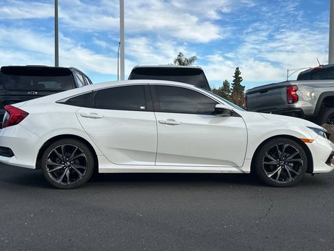 Used 2021 Honda Civic Sport image 4