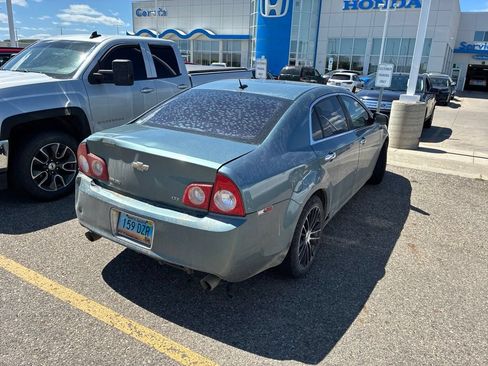 Used 2009 Chevrolet Malibu LTZ w/ HFV6 Engine Package FWD image 2