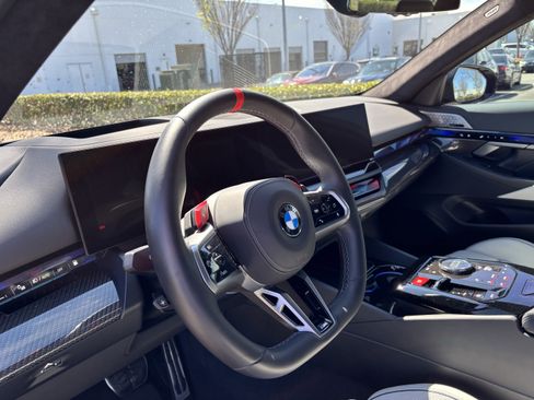 Used 2025 BMW M5 w/ Carbon Package image 16