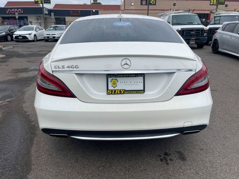 Used 2015 Mercedes-Benz CLS 400 w/ Premium 2 Package image 4