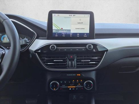 Used 2022 Ford Escape SEL FWD image 15