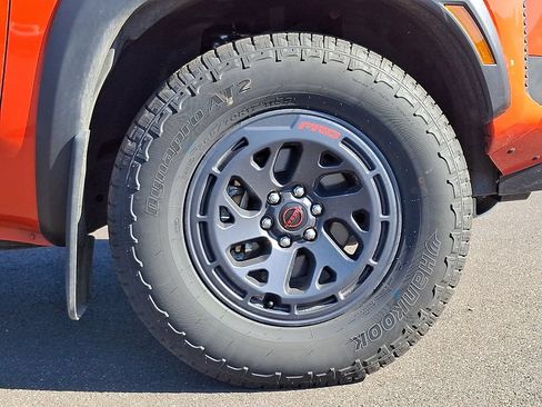 Certified 2025 Nissan Frontier PRO-4X w/ Pro Premium Package AWD/4WD image 9