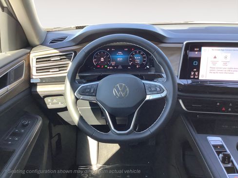 New 2026 Volkswagen Atlas SE FWD image 15