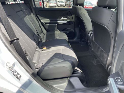 New 2026 Mercedes-Benz GLB 250 4MATIC image 18