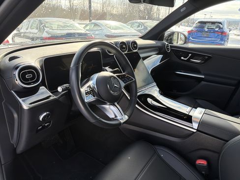 Certified 2025 Mercedes-Benz GLC 300 4MATIC image 9