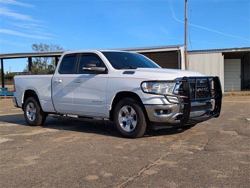 Used 2022 RAM 1500 Big Horn image 2